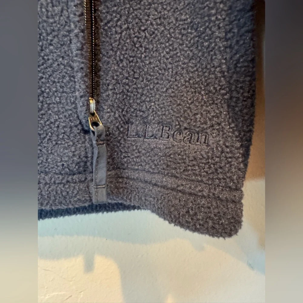 L.L. Bean Men's Large Navy Fleece Jacket - Picture 9 of 12